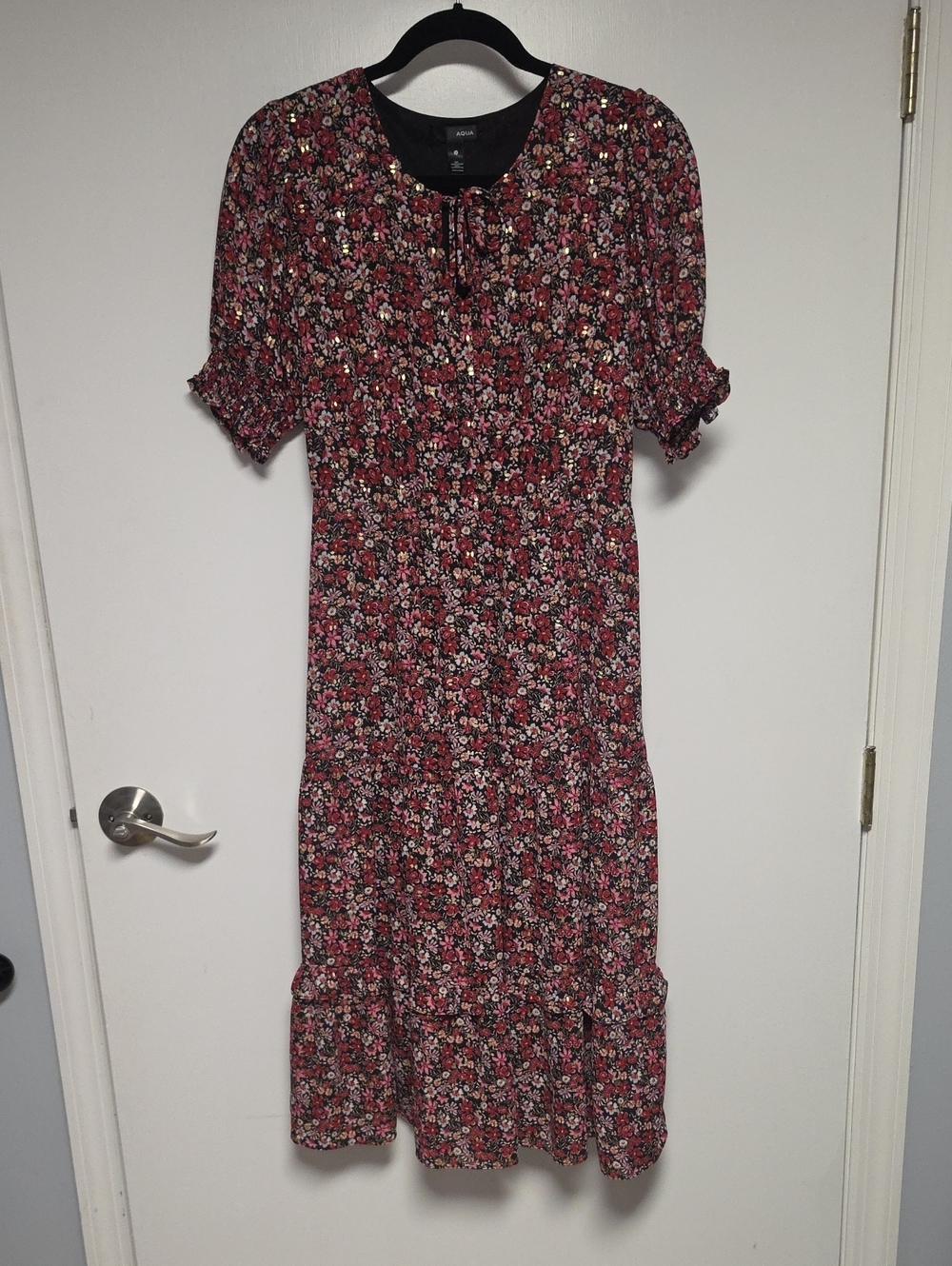 Aqua Red Floral Tiered Knee Length Short Sleeve Dress with Tie Neck Size S